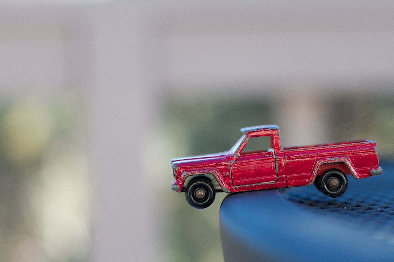 Canon EOS 7D sample photo. Toy car, edge, playing photography