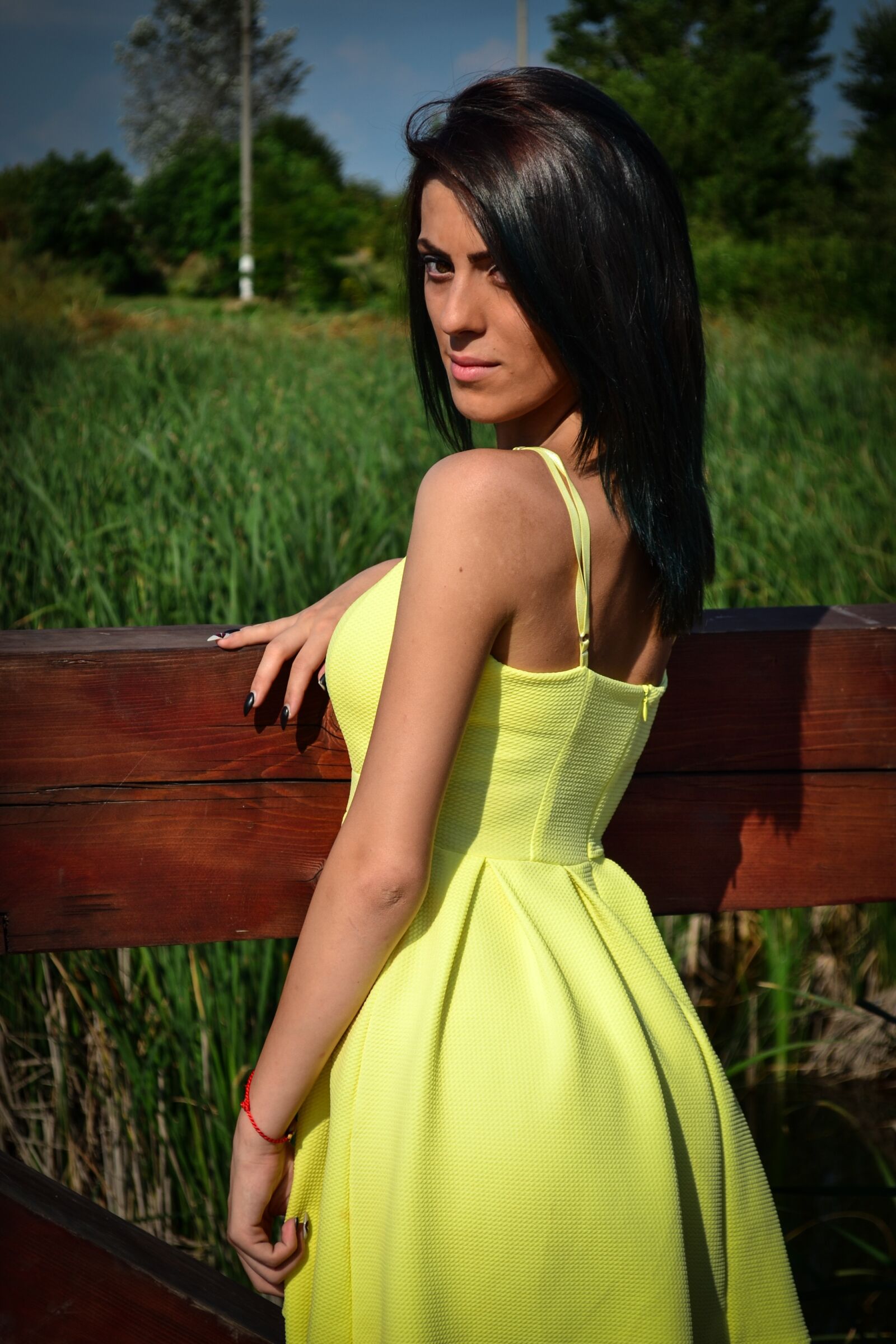 Nikon D3100 sample photo. Girl, dress, bridge photography