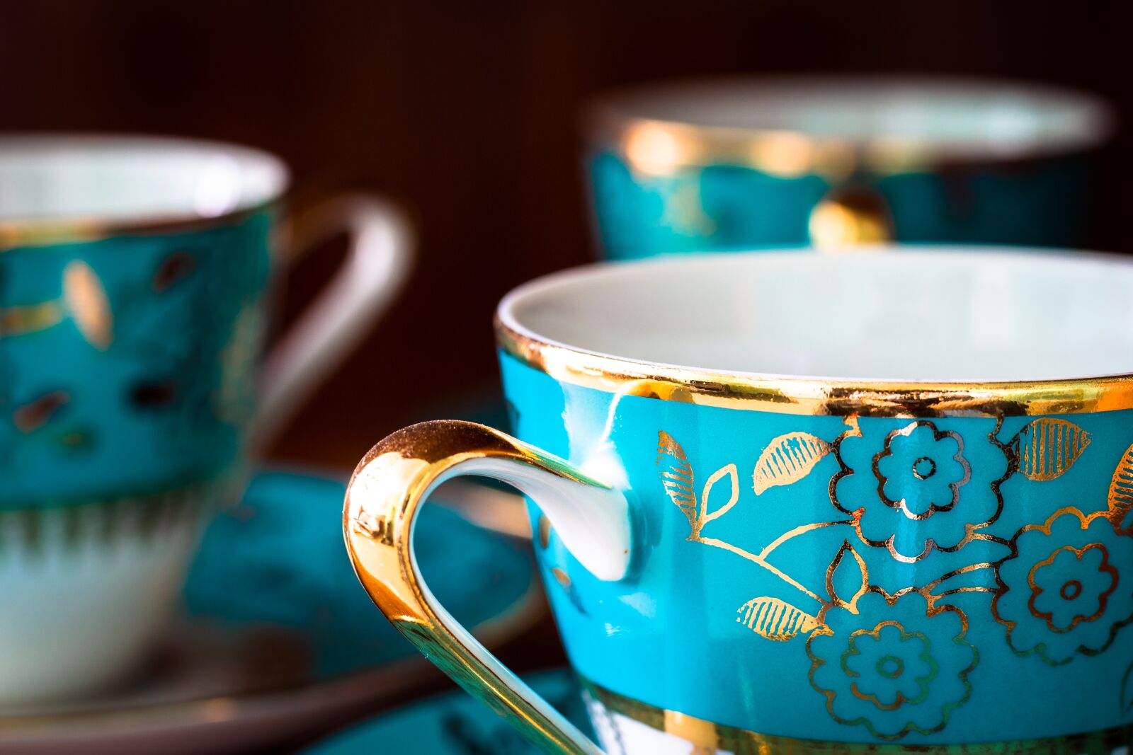 Canon EOS 700D (EOS Rebel T5i / EOS Kiss X7i) + Canon EF 50mm F1.8 STM sample photo. Set, potty, cup photography