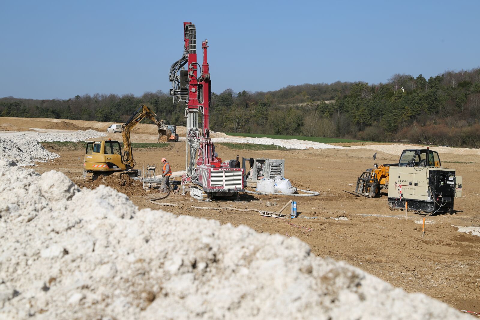 Canon EF 24-105mm F4L IS USM sample photo. Site, tp, public works photography