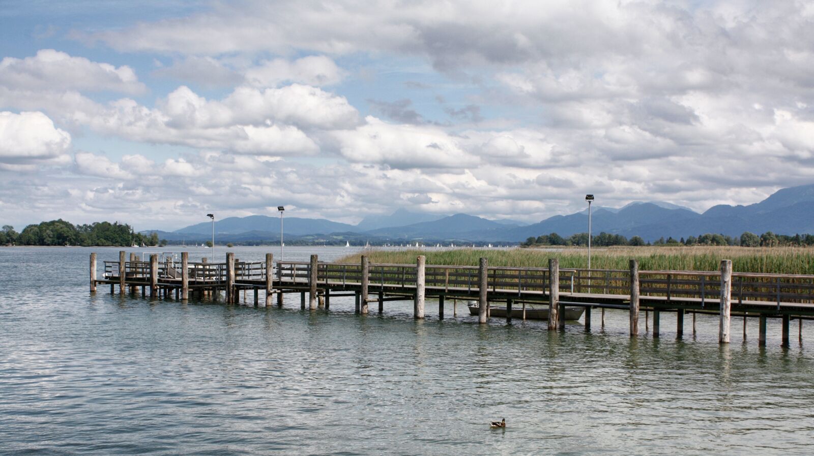 Canon EOS 450D (EOS Rebel XSi / EOS Kiss X2) sample photo. Waters, pier, lake photography