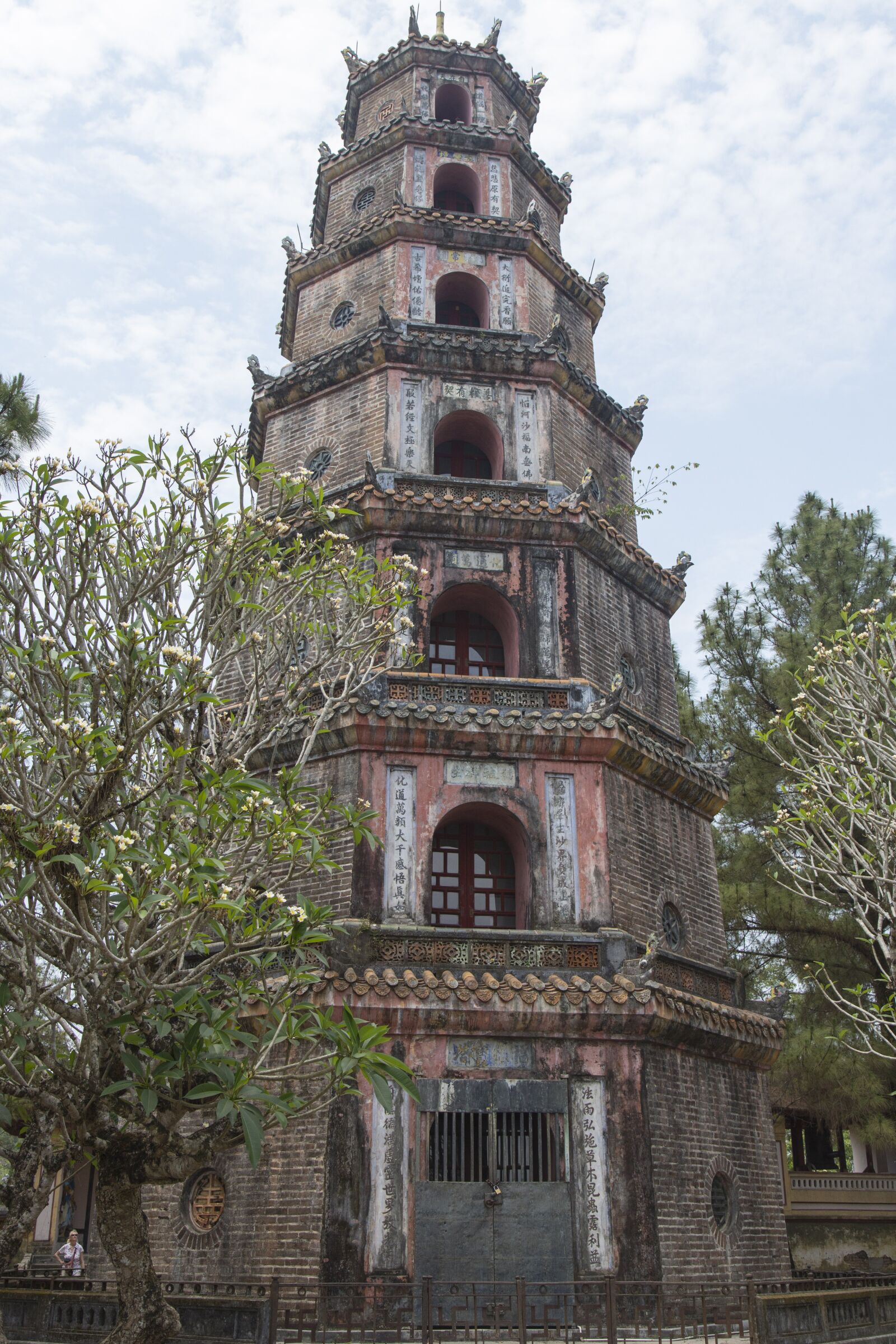 Canon EF 24-105mm F4L IS USM sample photo. Viet nam, hu photography