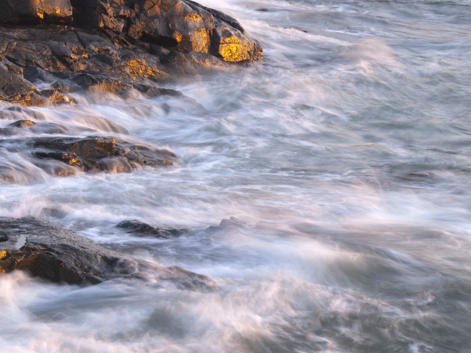 Olympus E-520 (EVOLT E-520) sample photo. Water, landscape, rock photography