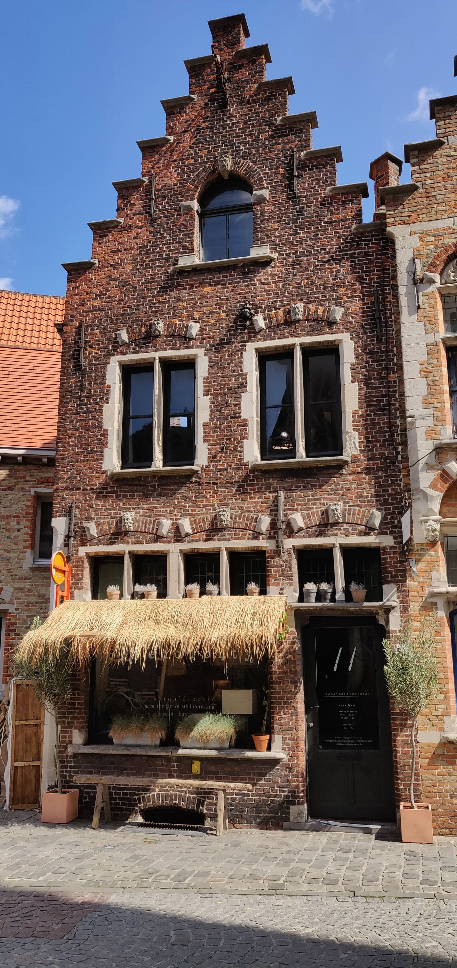 OnePlus 6 sample photo. Old house, belgium, architecture photography