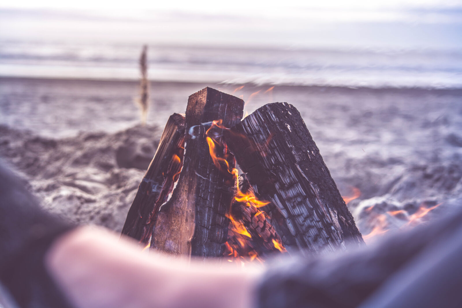 Nikon D5200 sample photo. Beach, bonfire, camping, close photography