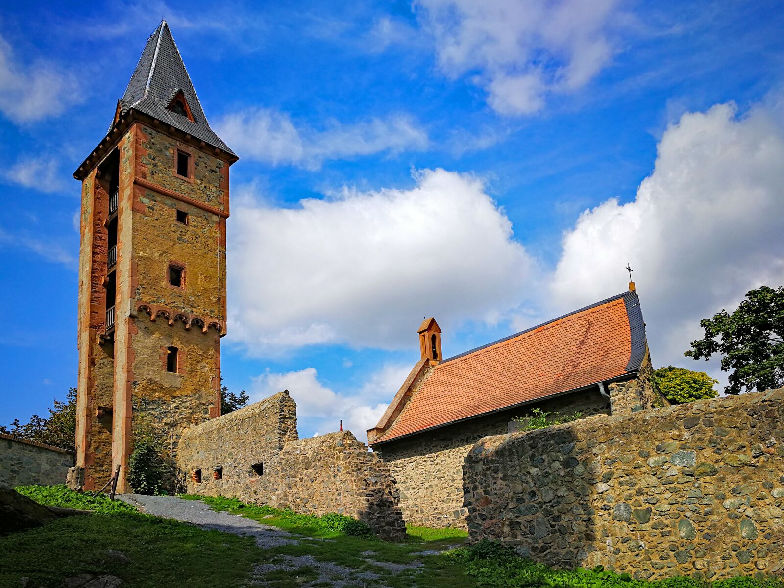 HUAWEI Mate 9 sample photo. Castle, frankenstein, mühltal photography