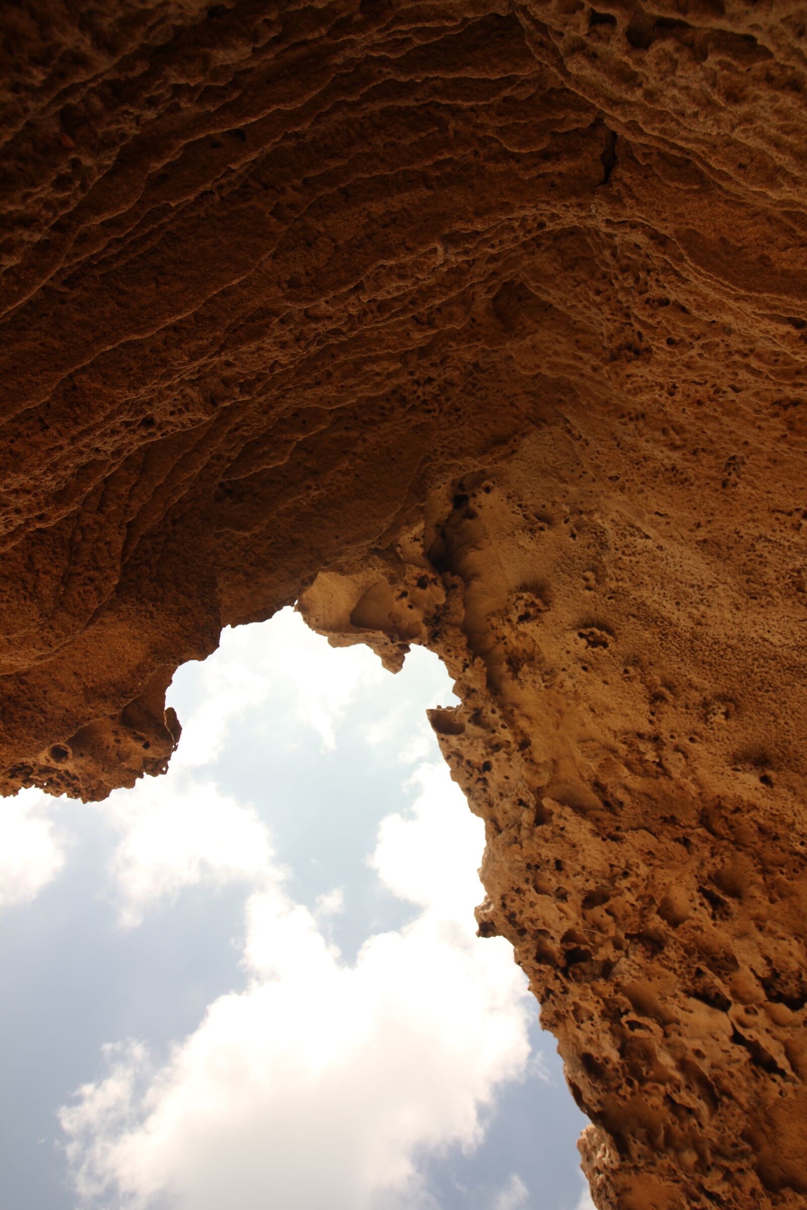 Canon EOS 550D (EOS Rebel T2i / EOS Kiss X4) sample photo. Sky, stone, blue photography