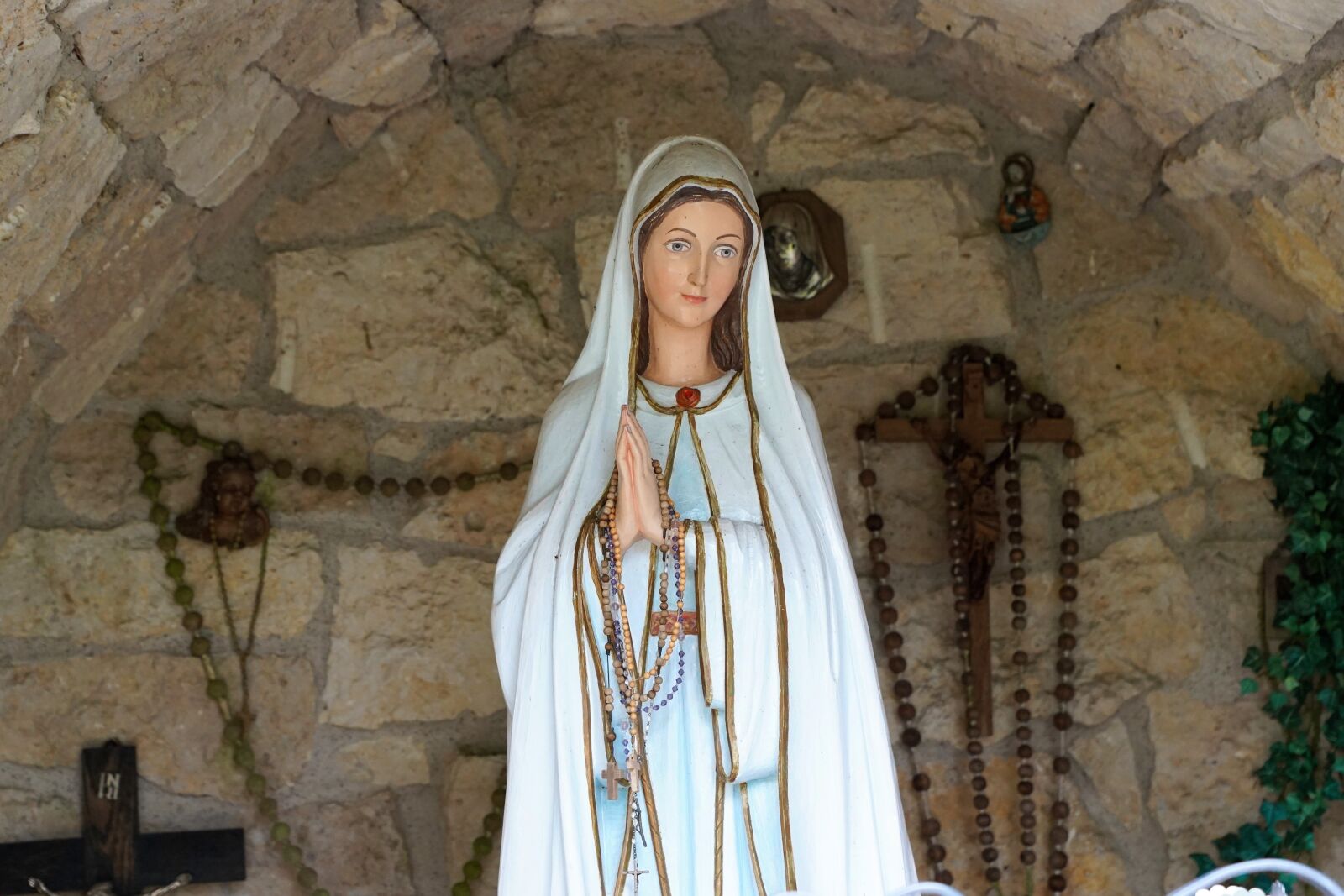 Sony ILCA-77M2 + Sony DT 16-50mm F2.8 SSM sample photo. Maria, birth, chapel photography
