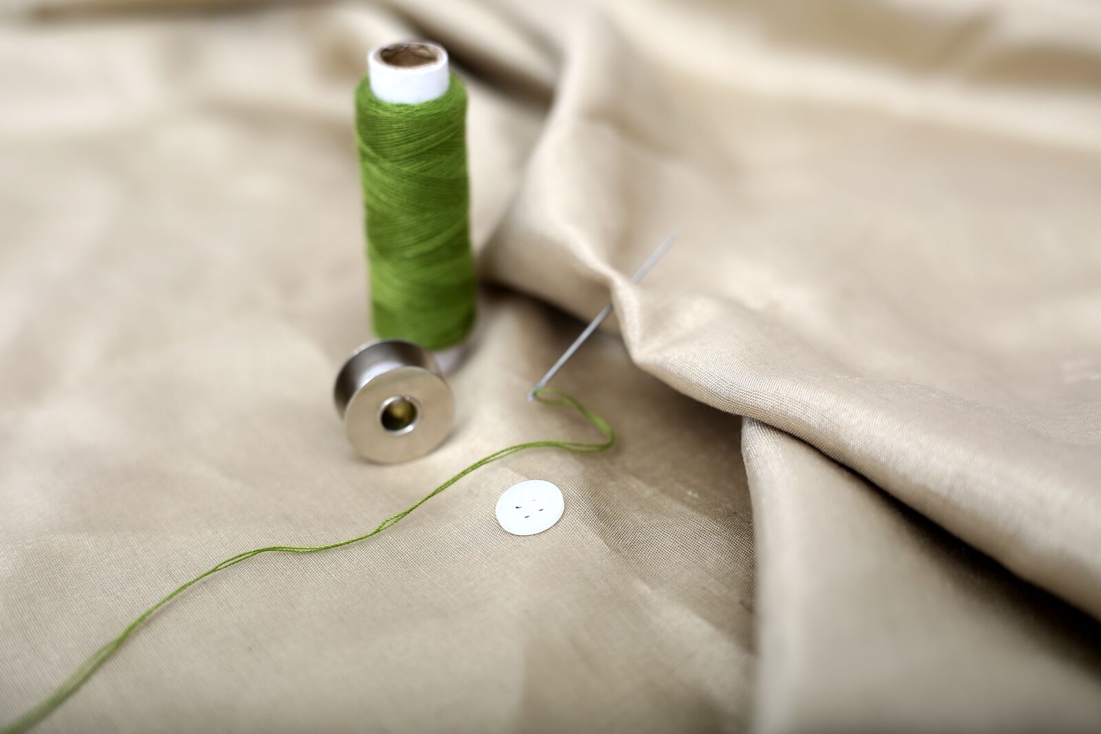 Canon EF 50mm F1.8 STM sample photo. Thread, embroidery, sewing photography