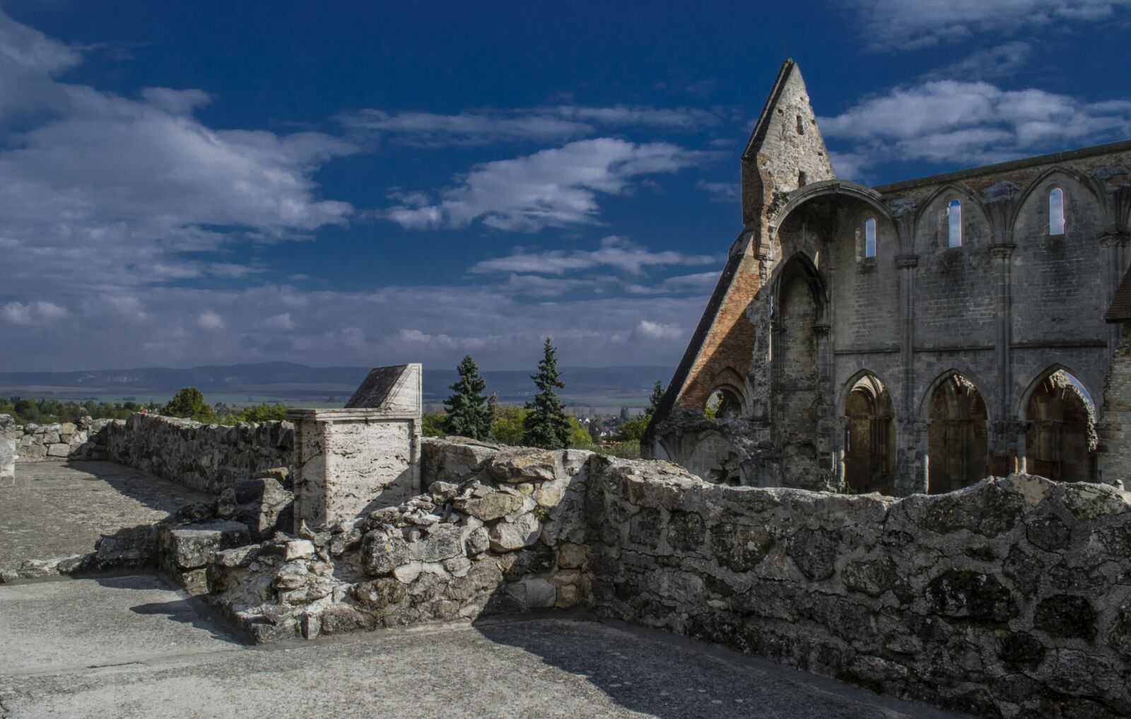 Nikon D3100 sample photo. Ruined, history, christianity photography