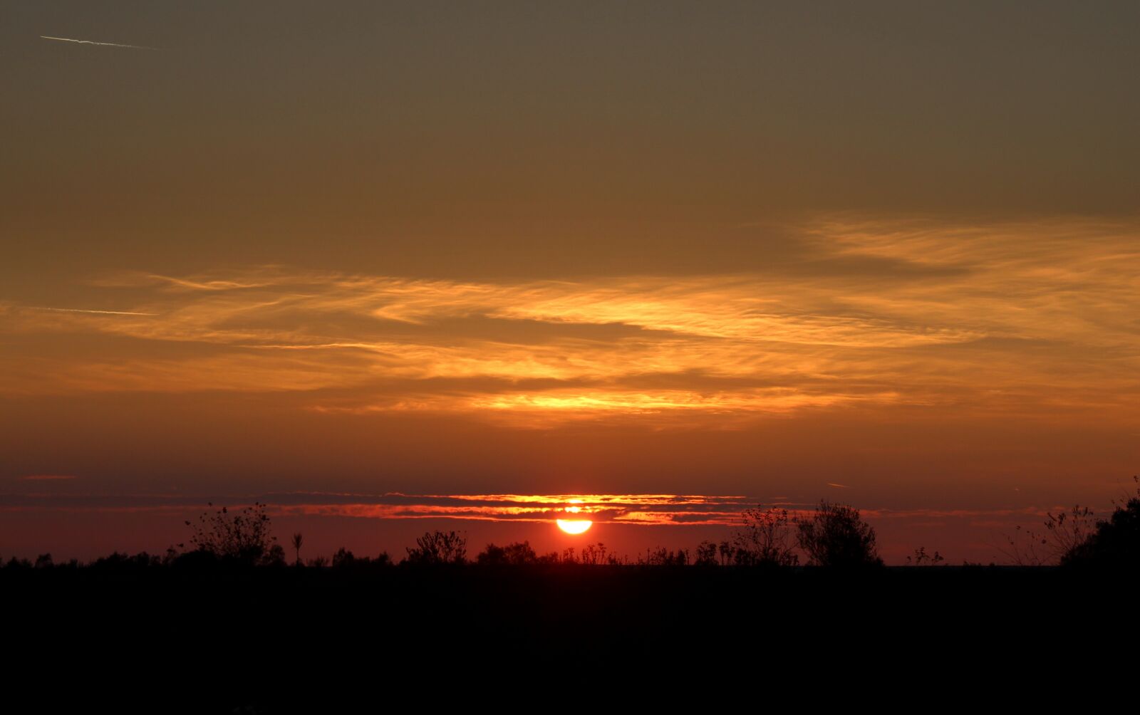 Canon EOS 700D (EOS Rebel T5i / EOS Kiss X7i) sample photo. Sunrise, sky, cloud photography