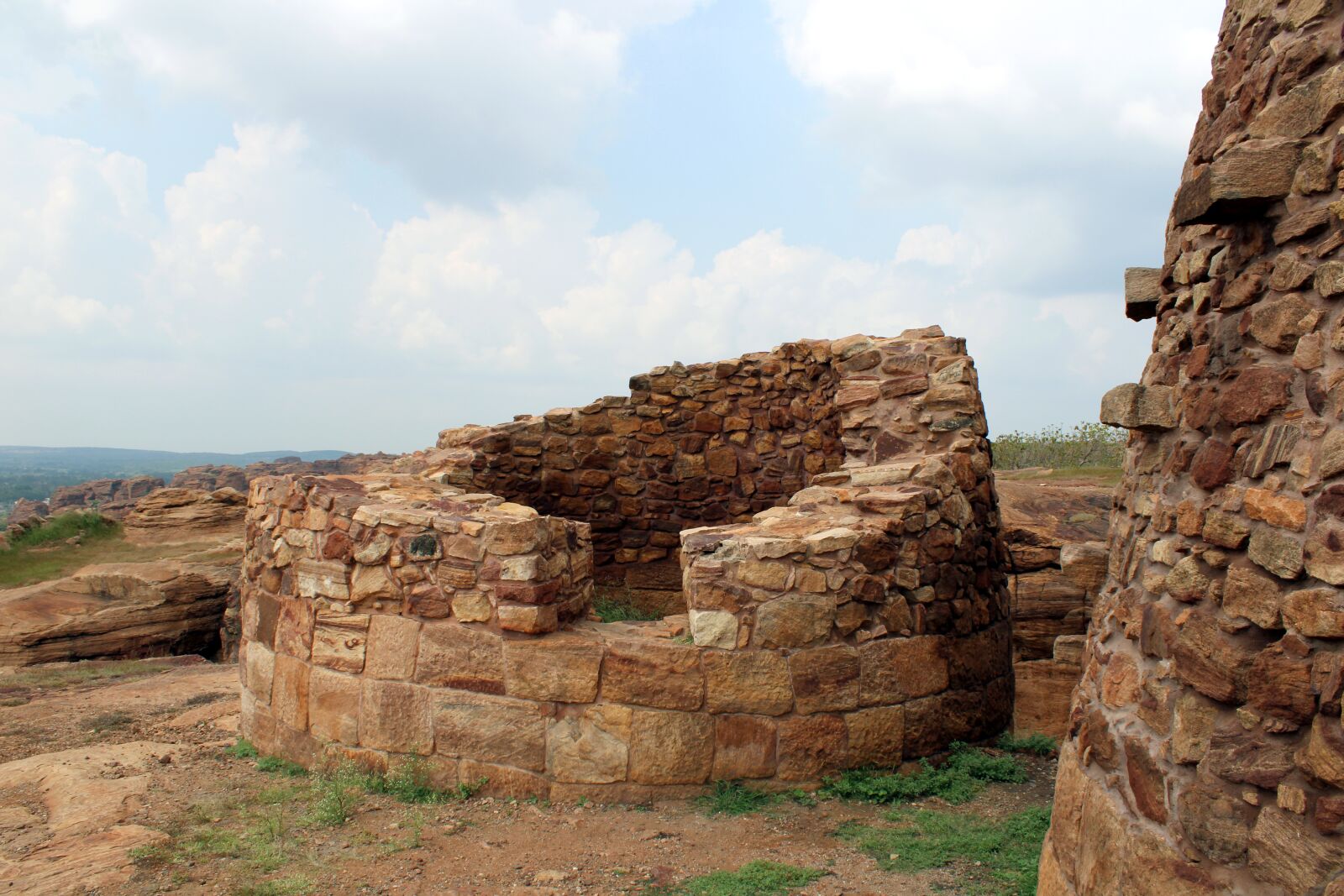 Canon EOS 2000D (EOS Rebel T7 / EOS Kiss X90 / EOS 1500D) sample photo. Badami rock hill, badami photography