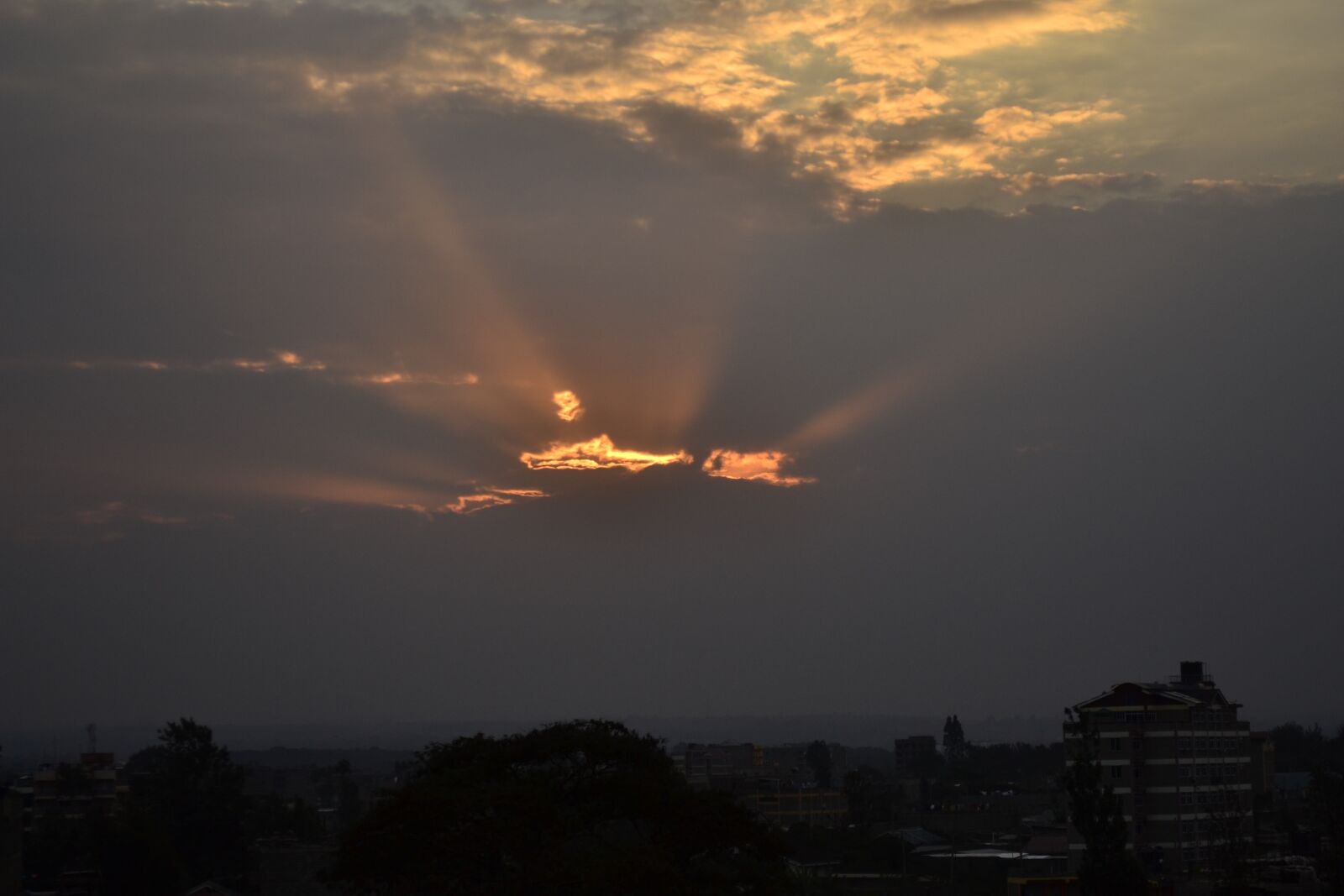Nikon D3100 sample photo. Clouds, west, sunset photography