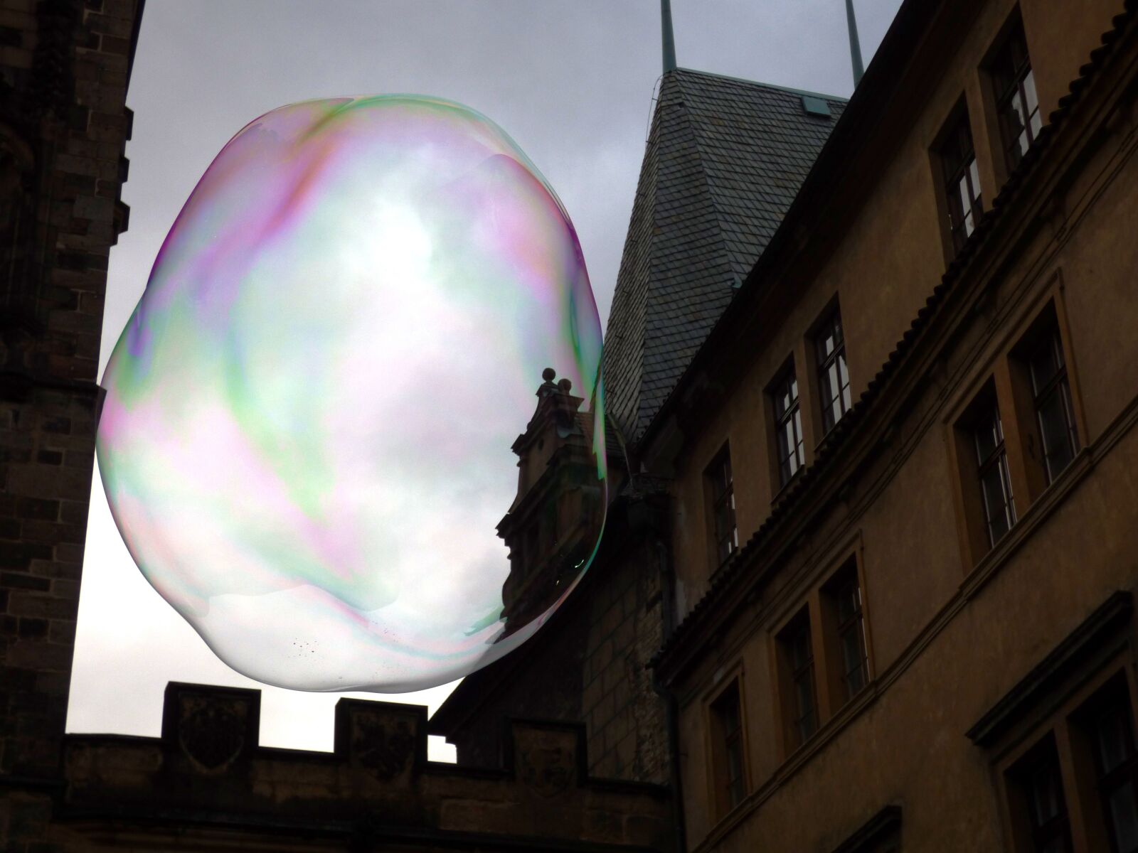 Panasonic DMC-FZ72 sample photo. Bubble, bubbles, soap bubbles photography