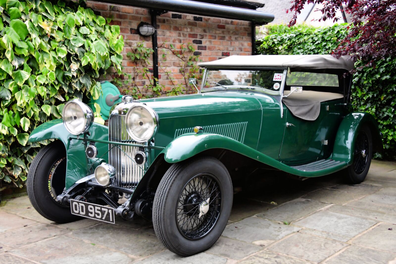 Nikon D850 sample photo. Aston martin, lagonda, vintage photography