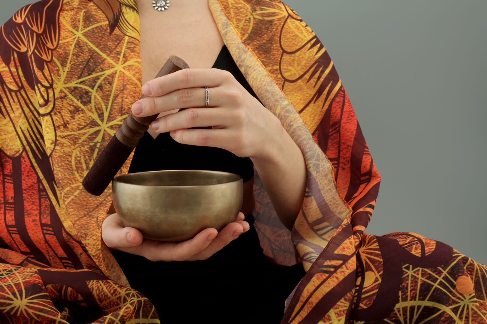 Canon EOS 5D Mark II sample photo. Meditation, singing bowl, sound photography