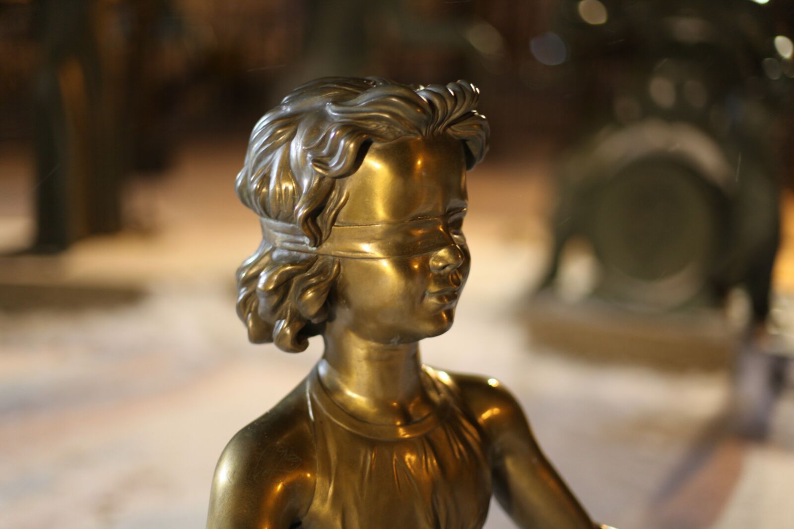 Canon EOS 5D Mark II sample photo. Girl, gold, park photography