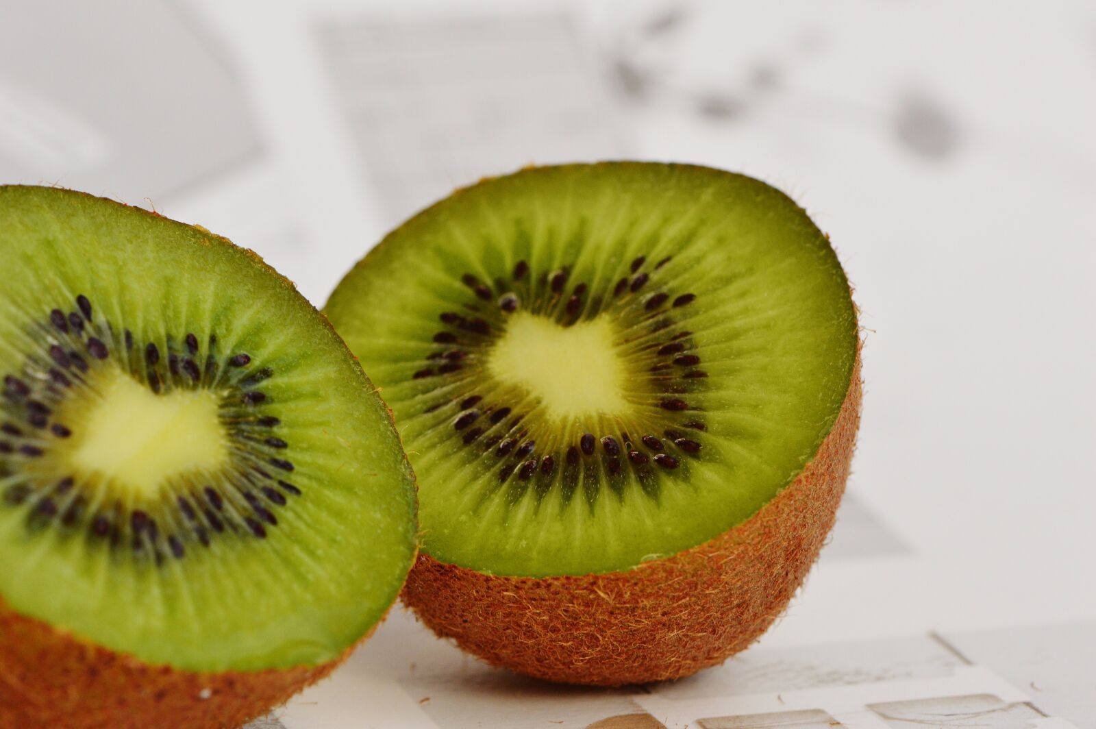 Nikon D3200 sample photo. Kiwi, fruit, healthy photography