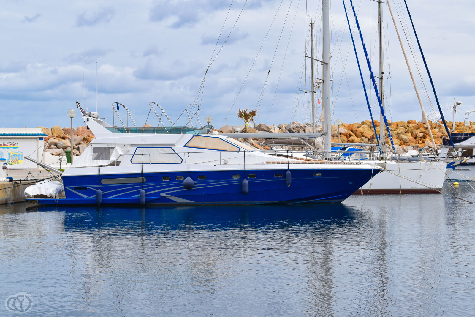 Nikon D5500 sample photo. Blue, sky, blue, water photography