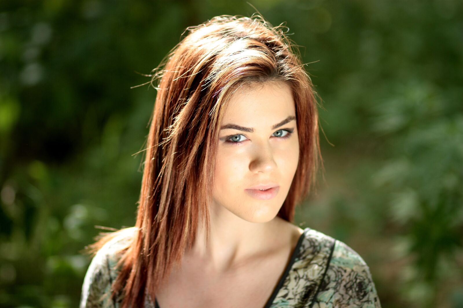 Canon EOS 450D (EOS Rebel XSi / EOS Kiss X2) sample photo. Girl, portrait, red hair photography