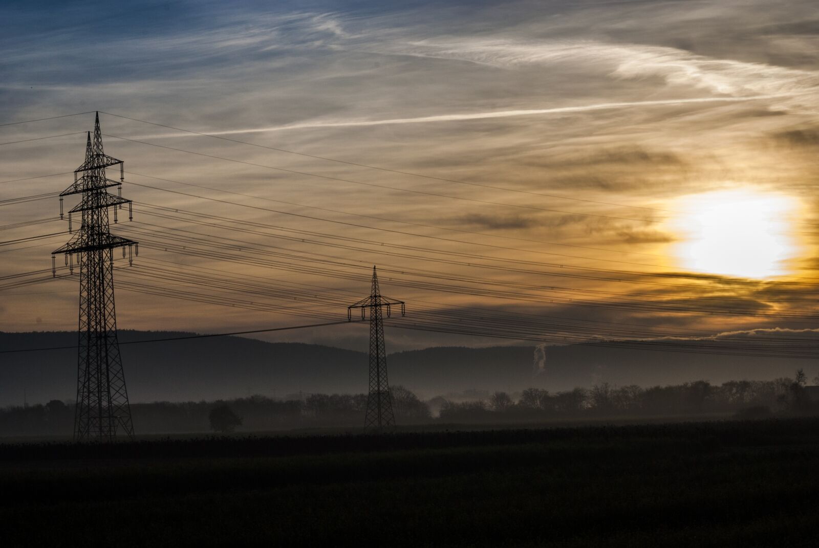 Nikon D60 sample photo. Electricity, sunrise, sun photography