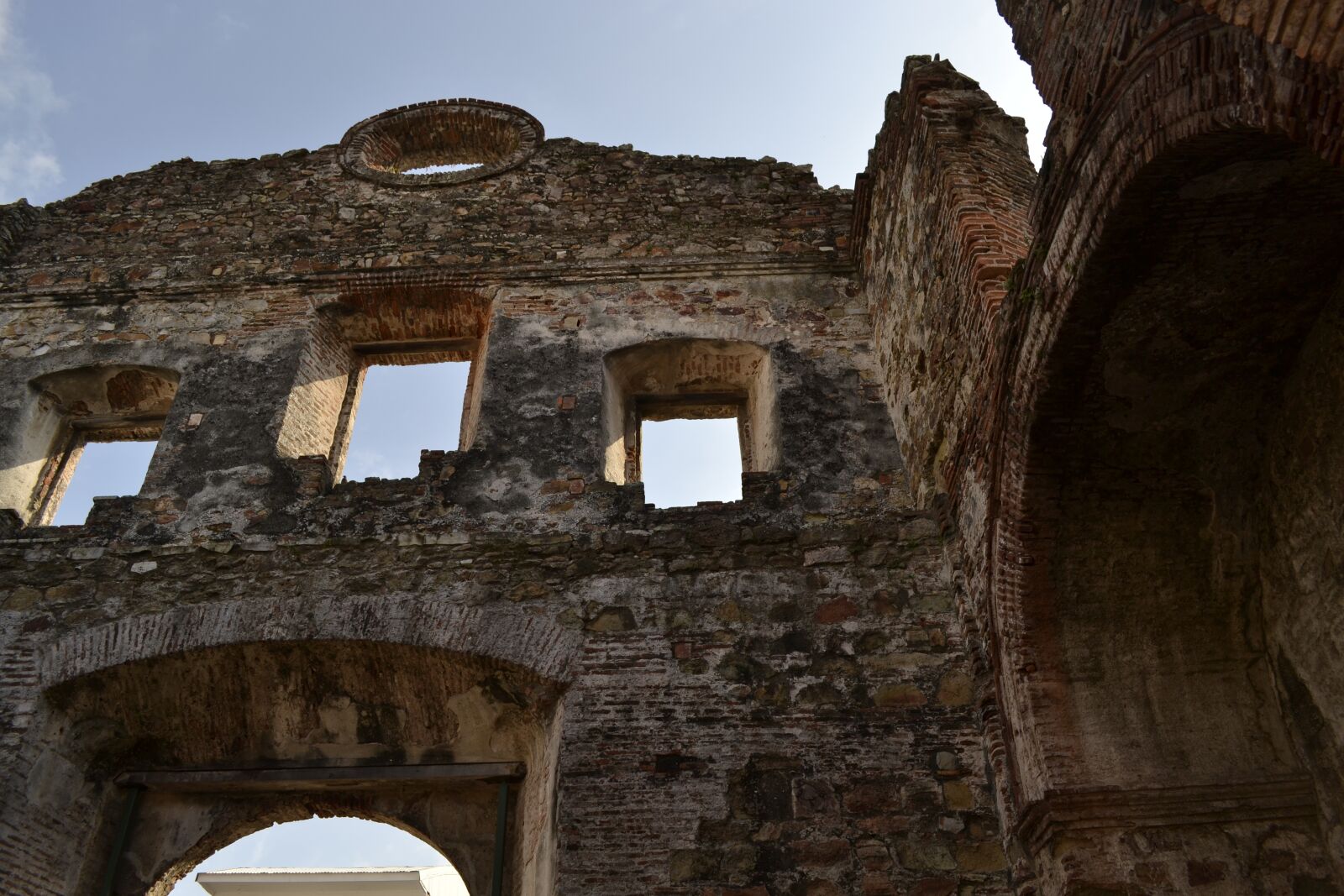 Nikon D3100 sample photo. Old, arc, architecture photography