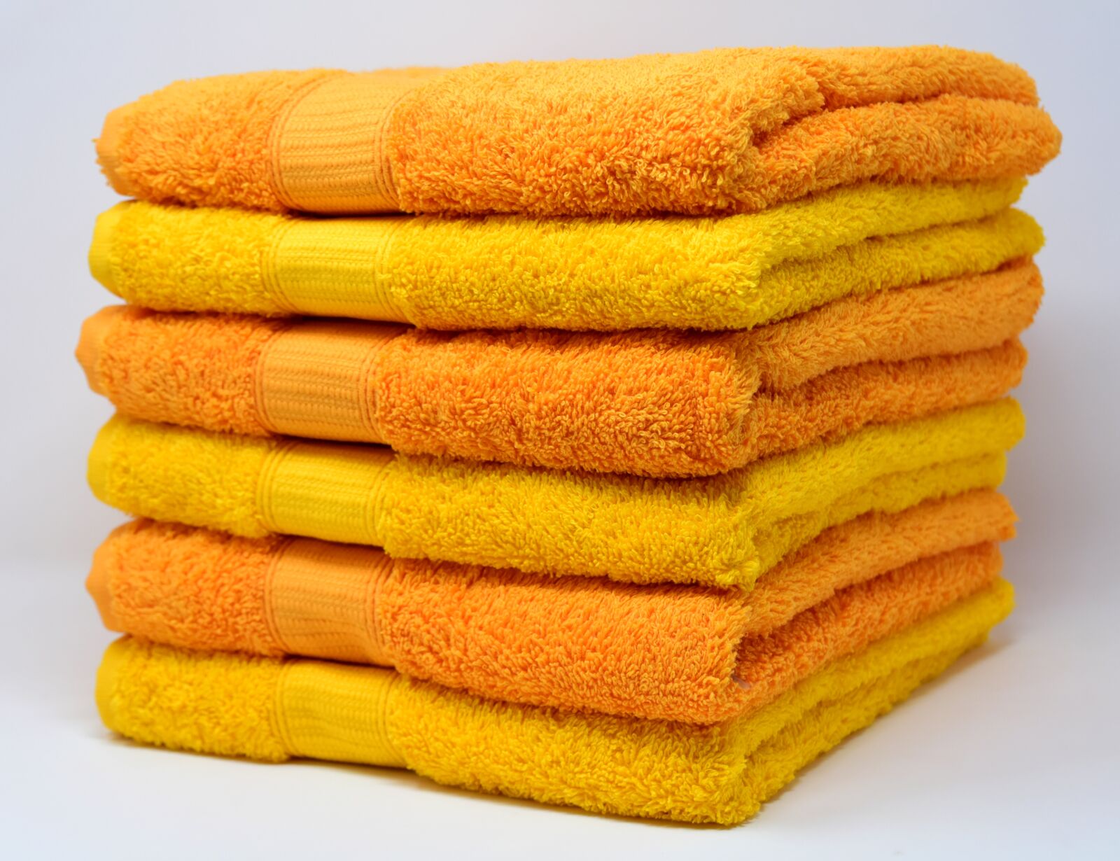 Nikon D7200 sample photo. Towels, yellow, orange photography