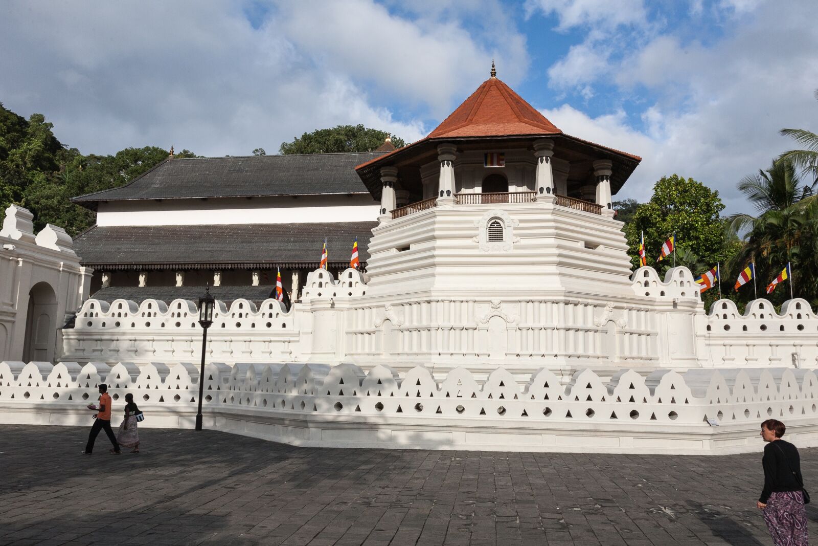 Canon EOS 5D sample photo. Monument, tourism, fortress photography