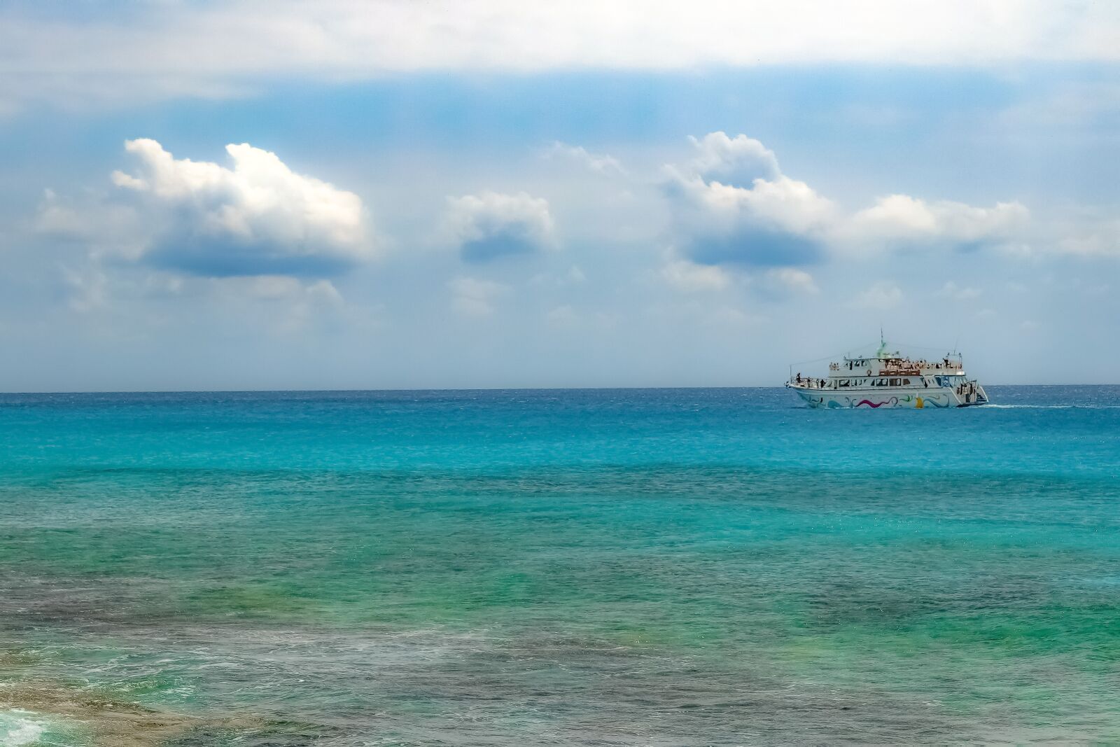 Nikon D3300 sample photo. Sea, boat, horizon photography