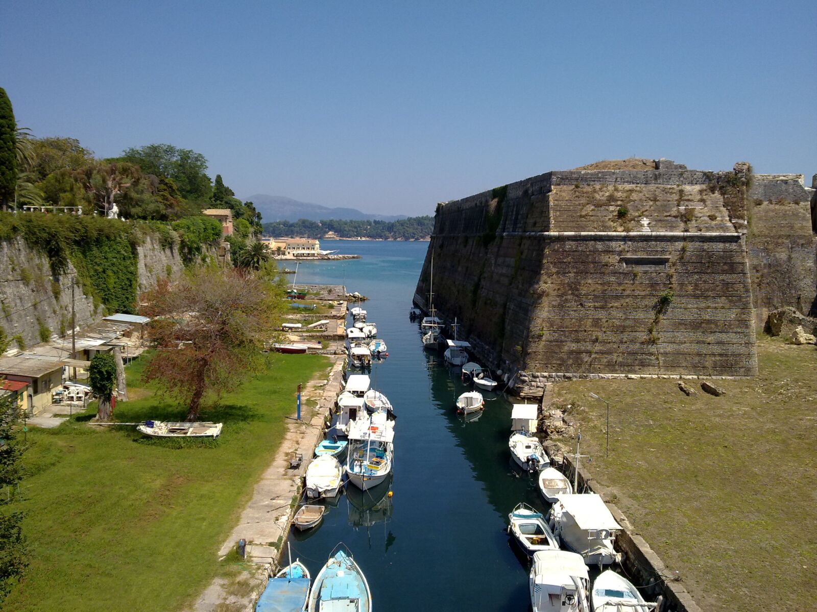 Nokia N97 mini sample photo. Corfu, holidays, castle photography