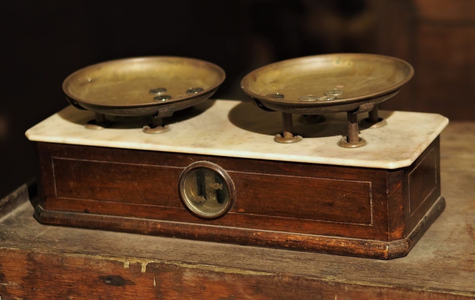Olympus OM-D E-M5 sample photo. Antique, old, vintage photography
