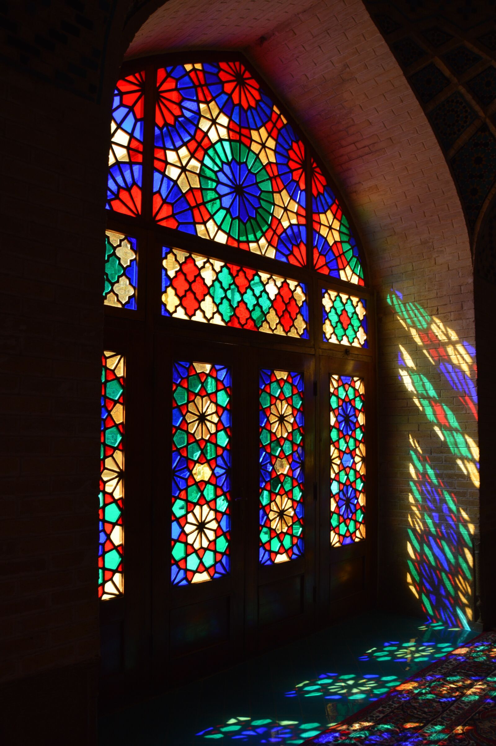Nikon D3200 sample photo. Architecture, lead glass, religion photography