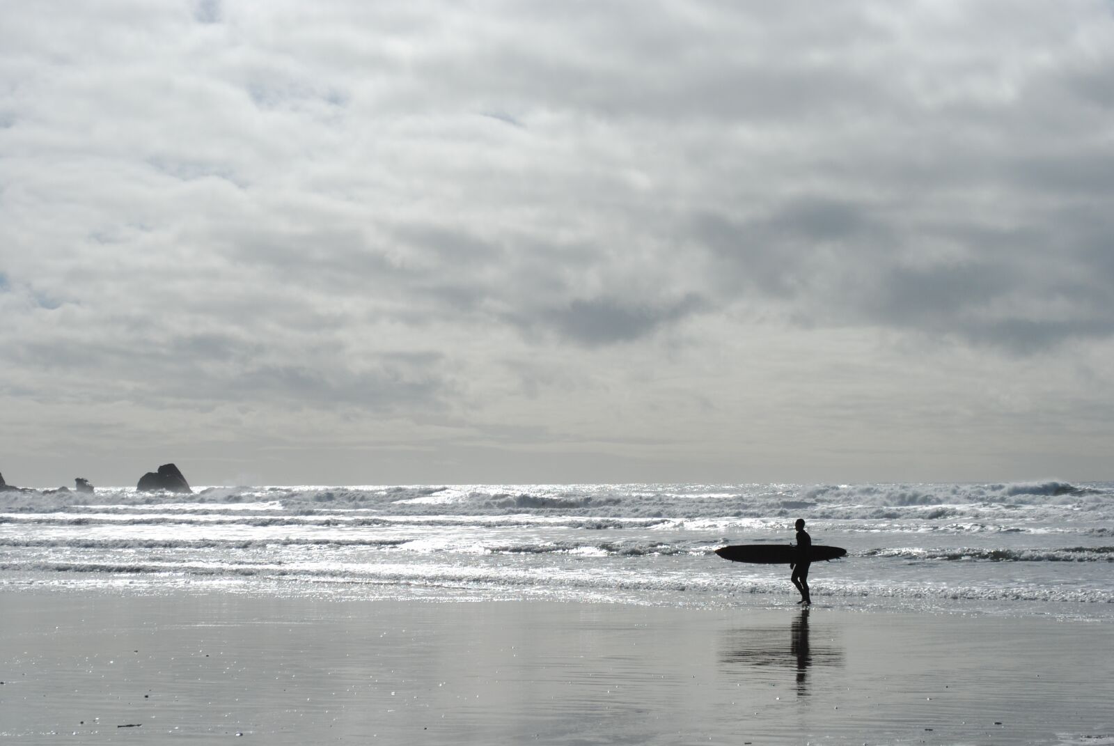 Nikon D3000 sample photo. Beach, surfer, surf photography