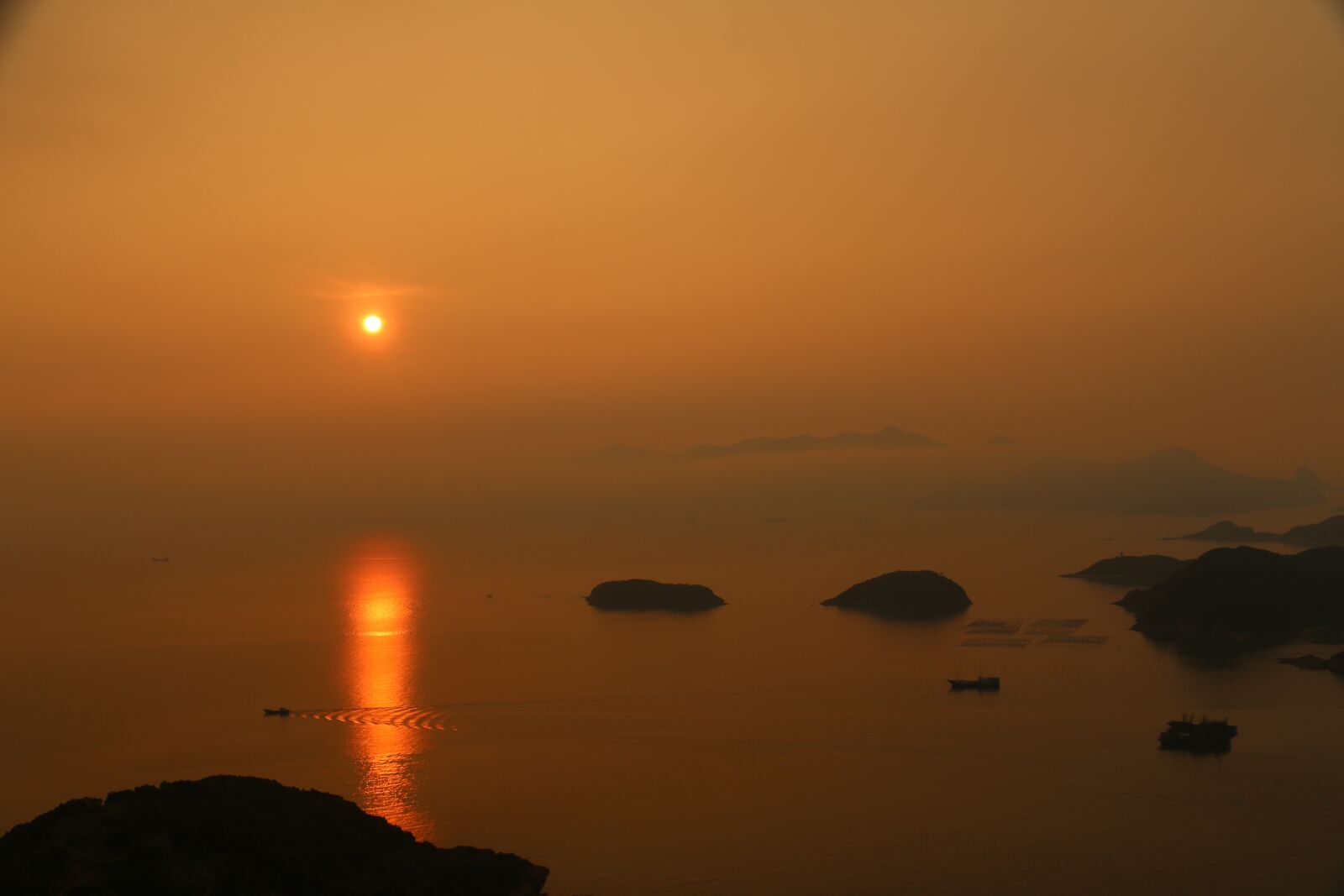 Canon EOS 70D sample photo. Tourism, natural landscape, silhouette photography