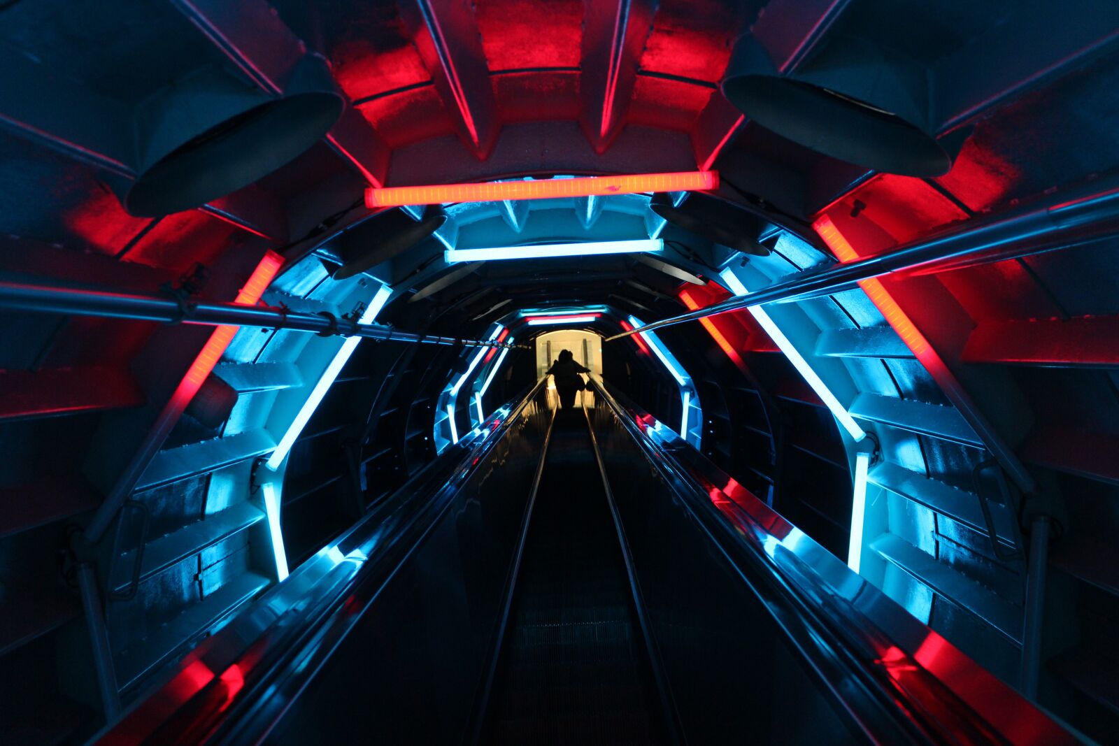 Canon EOS 600D (Rebel EOS T3i / EOS Kiss X5) sample photo. Belgium, brussels, atomium photography