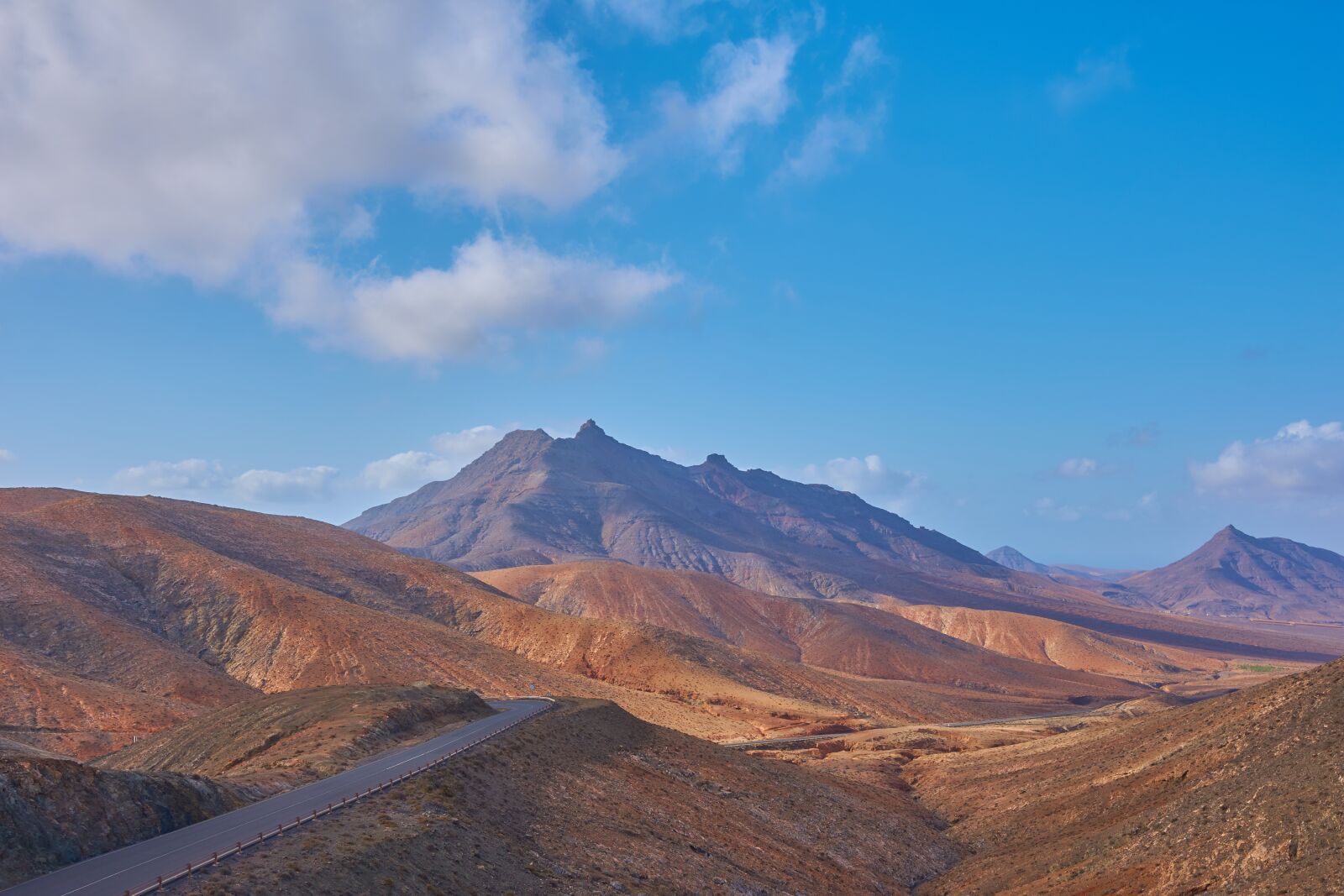 Nikon D7200 sample photo. Blue sky, desert, hill photography