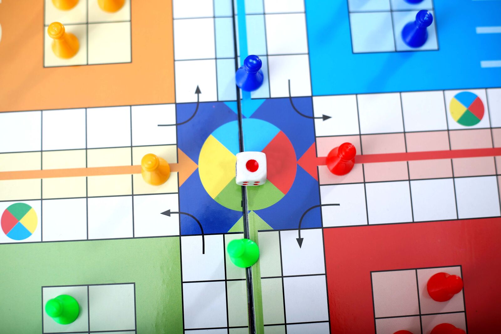Canon EF 50mm F1.8 STM sample photo. Ludo, game, play photography