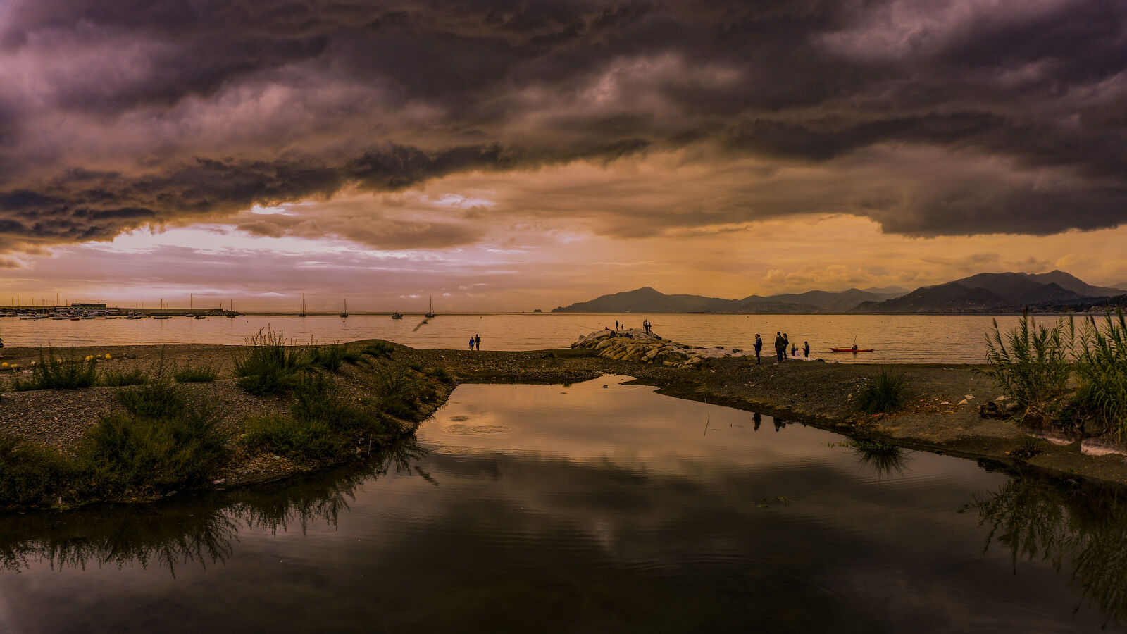Sony a6000 sample photo. Autumn, colours, horizon, italy photography