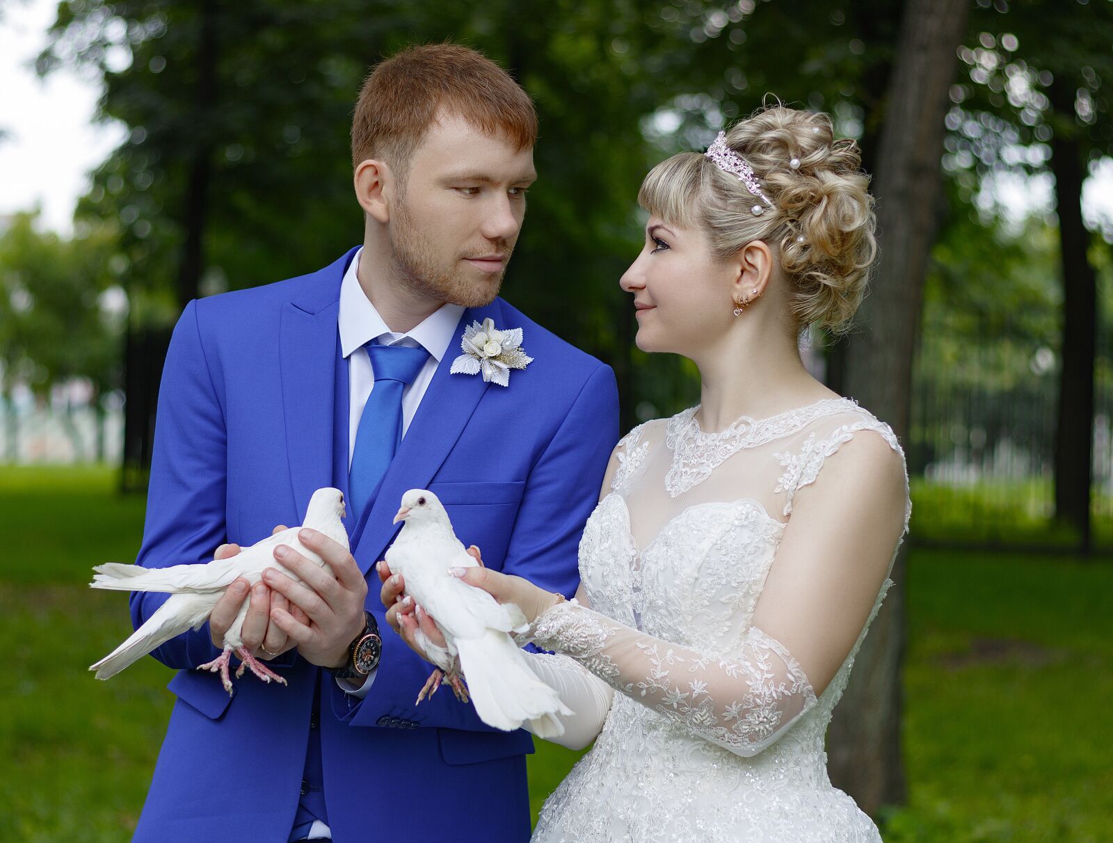 Canon EOS 750D (EOS Rebel T6i / EOS Kiss X8i) sample photo. Wedding, bride, marriage photography
