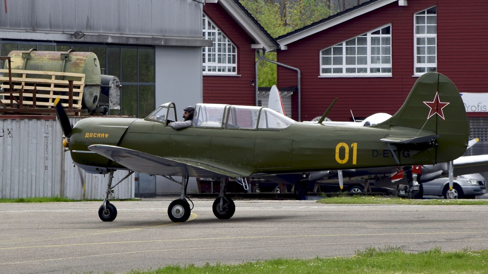 Nikon D5300 sample photo. Aircraft, airport, military photography
