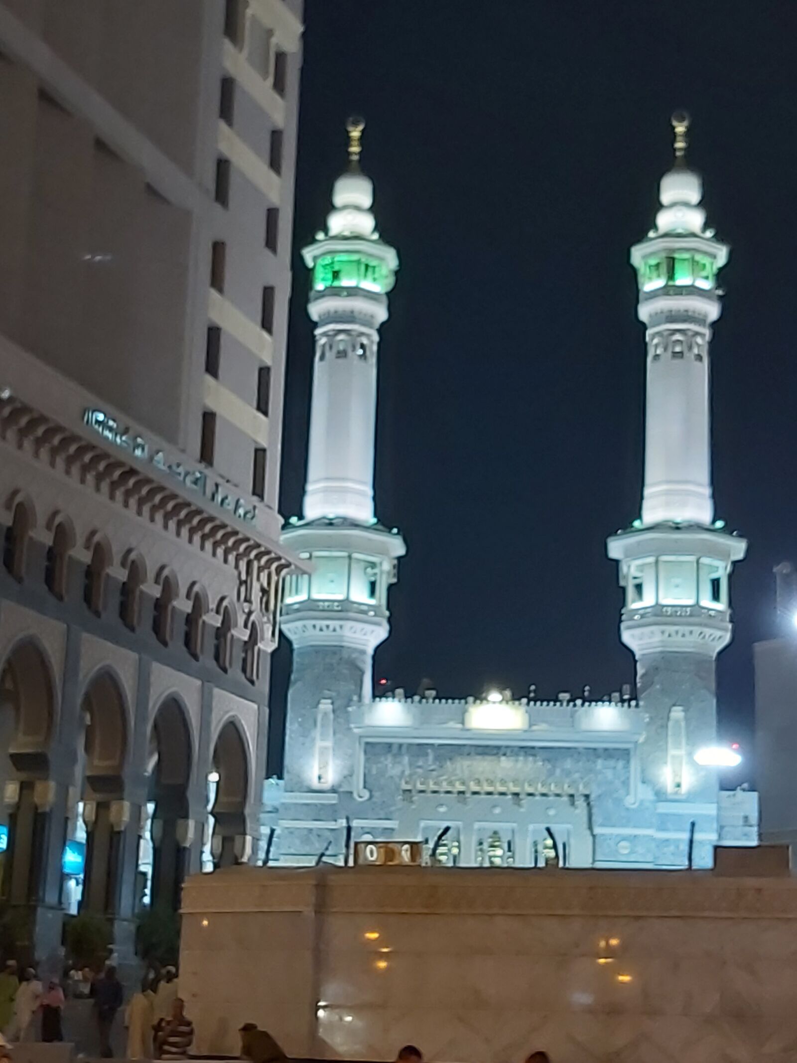 Samsung Galaxy A70 sample photo. Mèque, religion, menara photography