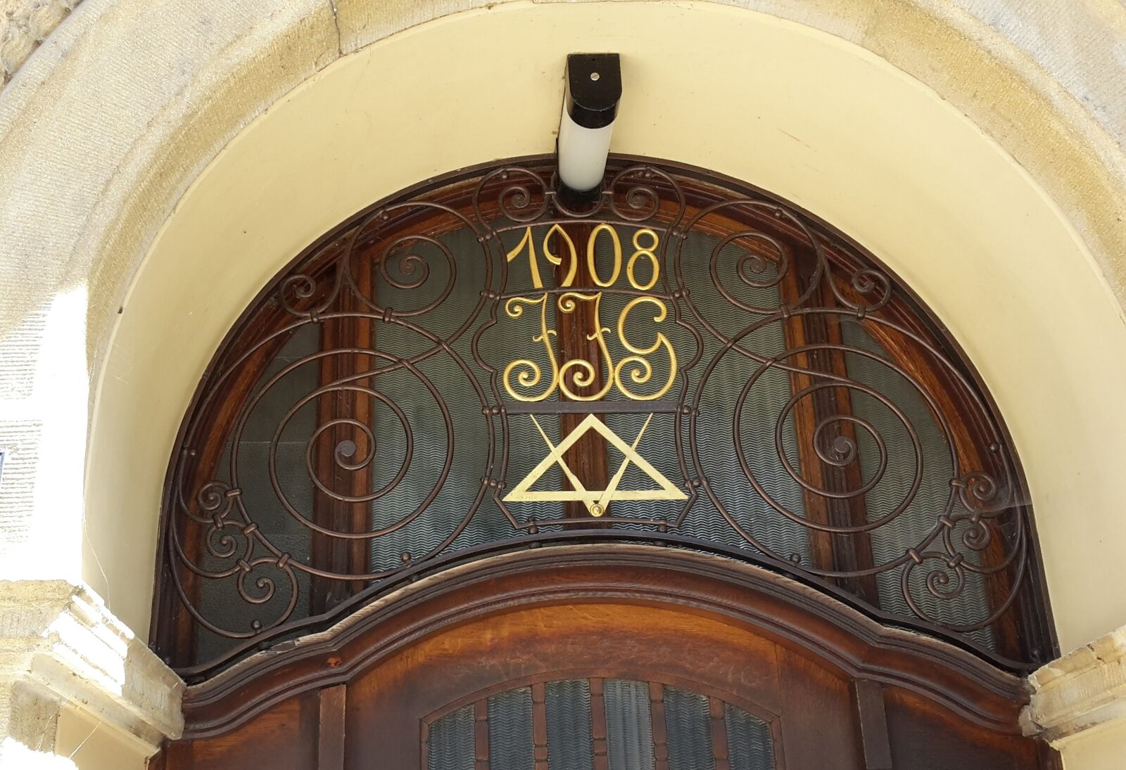 Samsung Galaxy S5 Mini sample photo. Masonic, freemasons, door photography