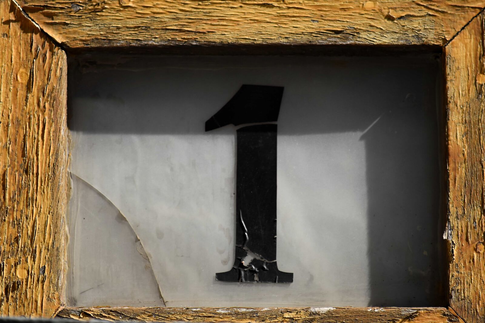 Nikon D5500 sample photo. Abandoned, decay, frame, glass photography
