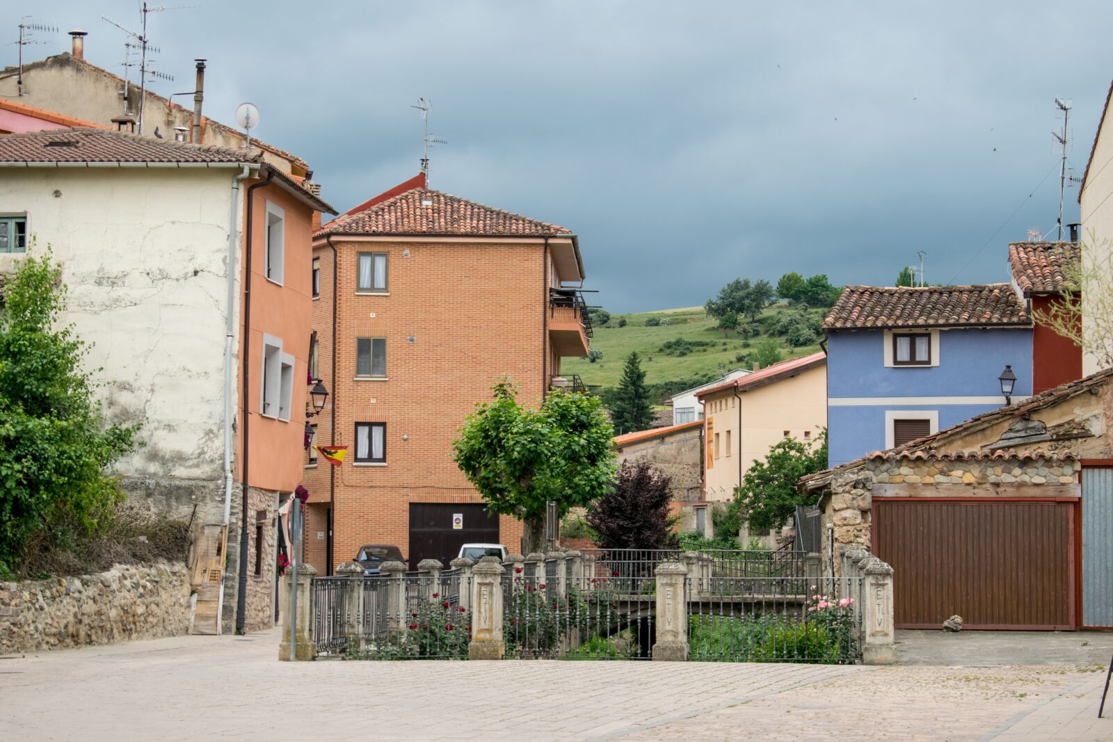 Nikon D3300 sample photo. France, spain, santiago path photography