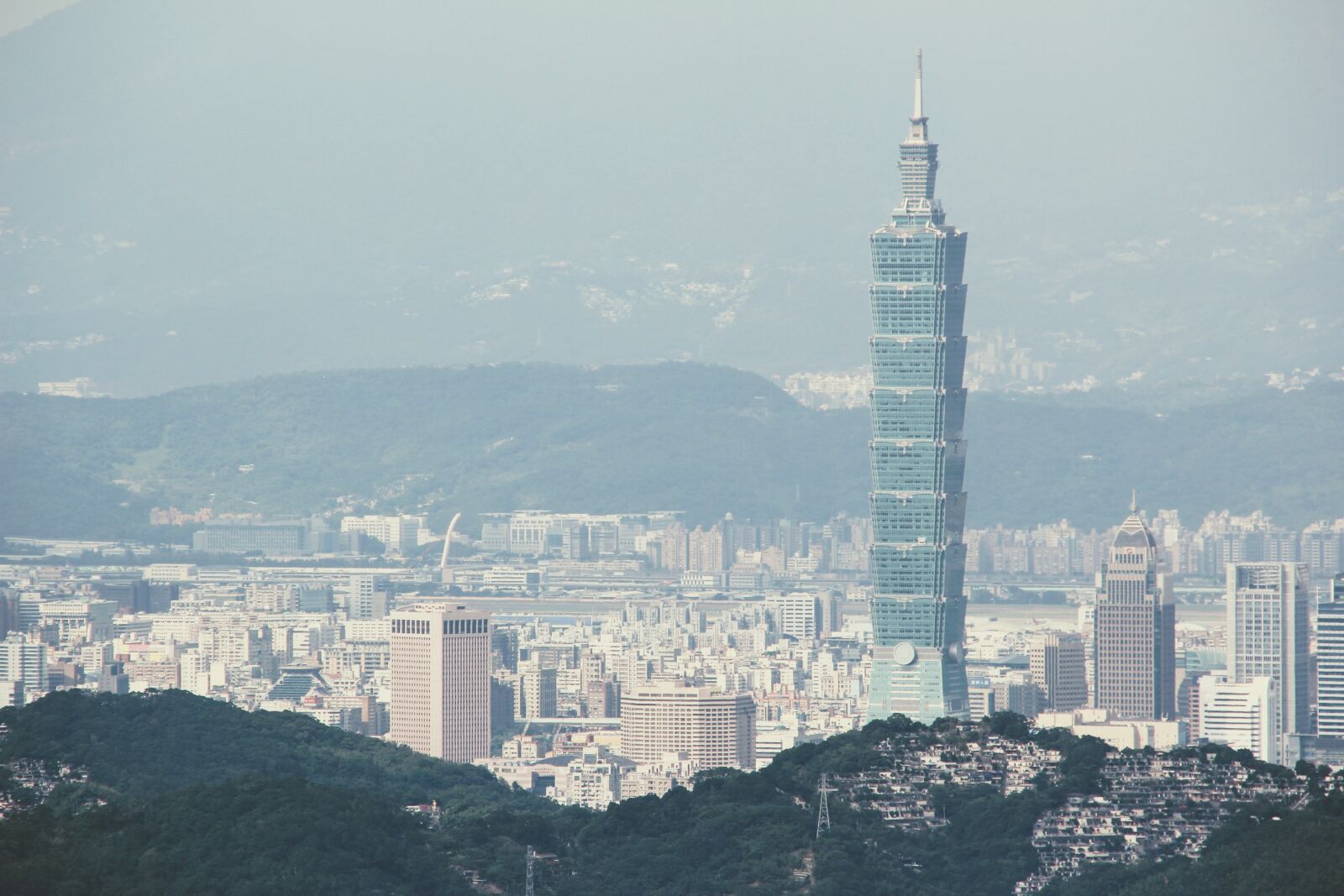 Canon EOS 600D (Rebel EOS T3i / EOS Kiss X5) sample photo. Taiwan, taipei, 101 photography