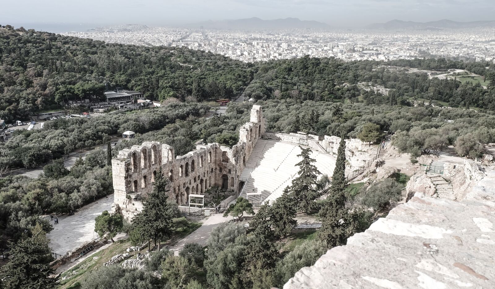 Fujifilm X-A2 + Fujifilm XC 16-50mm F3.5-5.6 OIS II sample photo. Athens, greece, theater photography