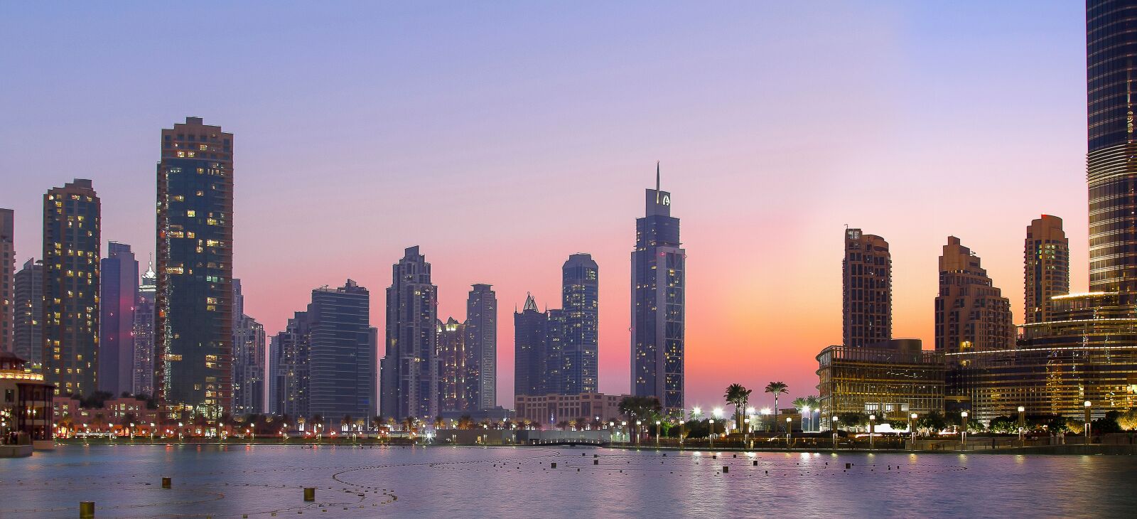 Canon EOS 60D + Canon EF 24-105mm F4L IS USM sample photo. Dubai 3, night, architecture photography