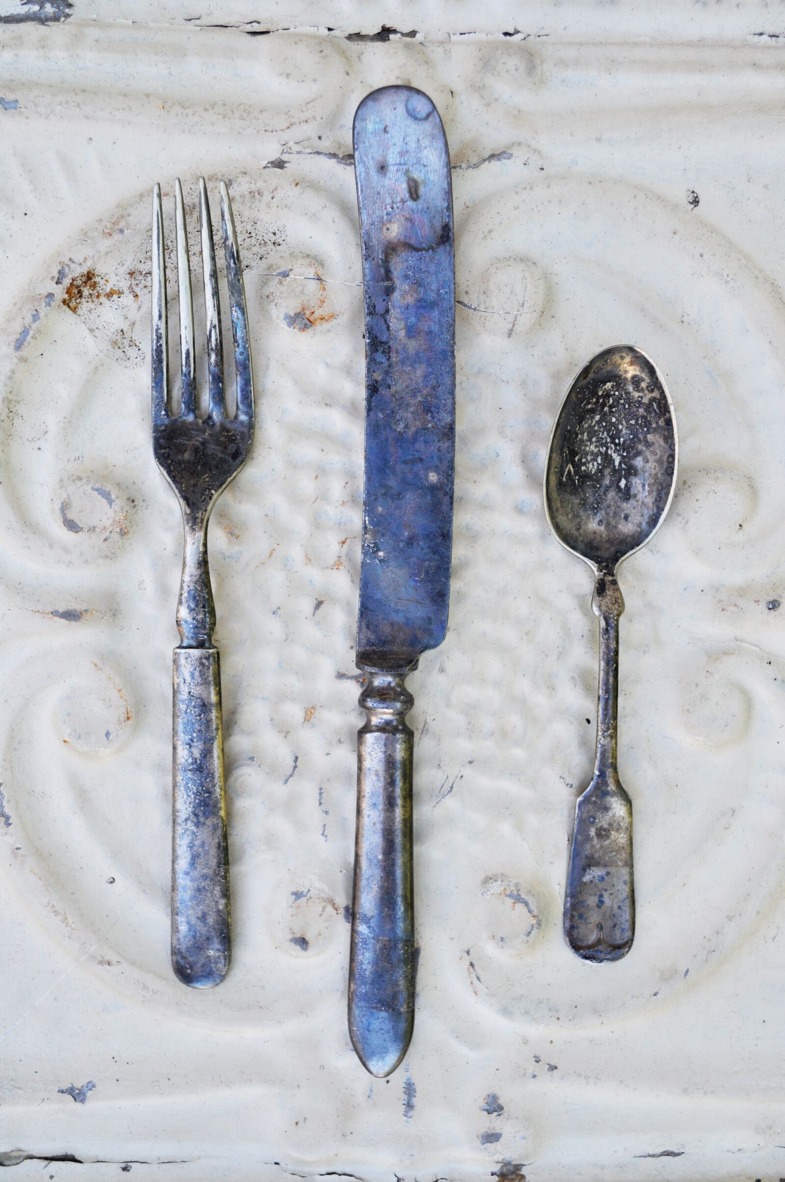 Nikon D5000 sample photo. Vintage, antique, silverware photography
