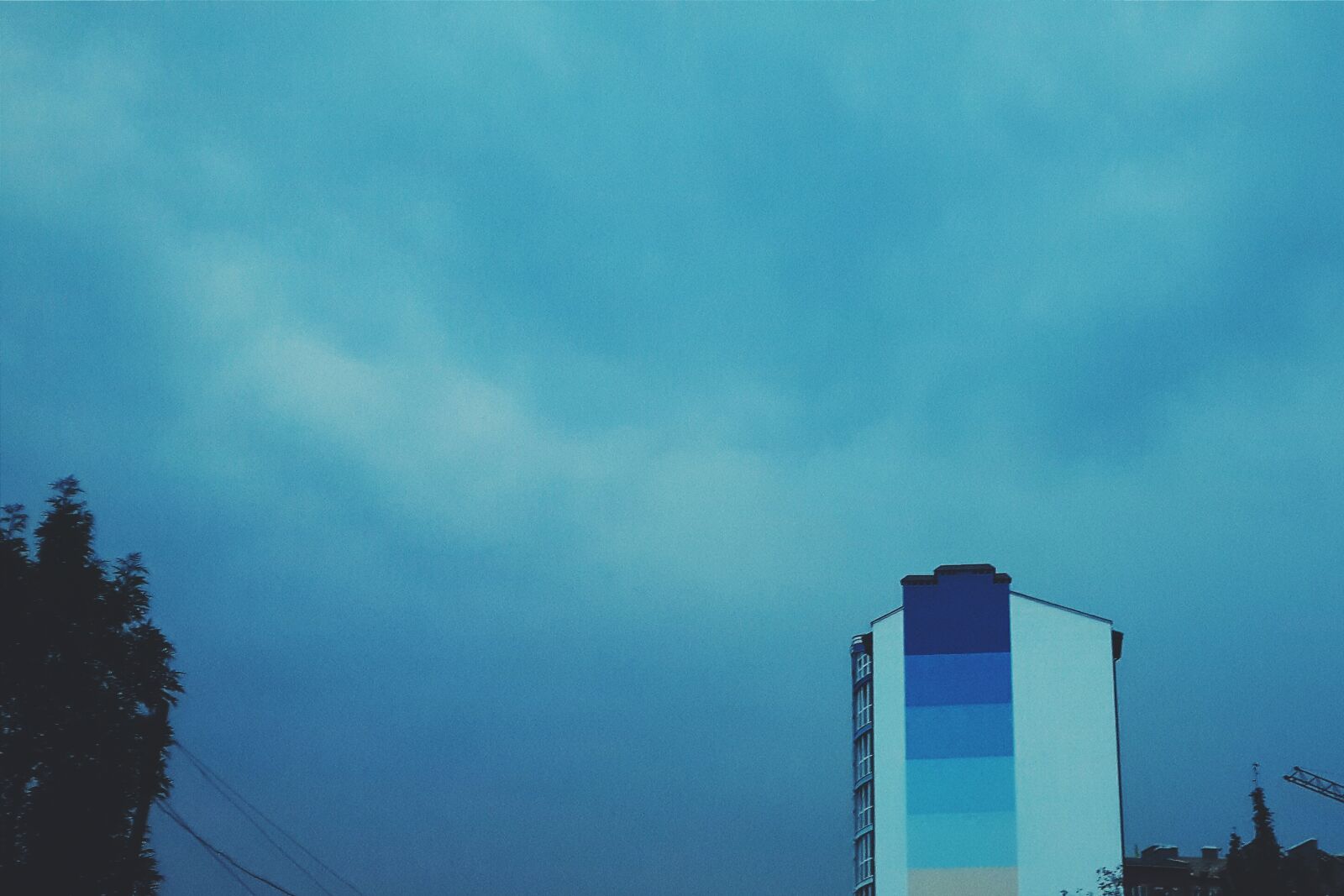 Samsung Galaxy S4 sample photo. Blue photography
