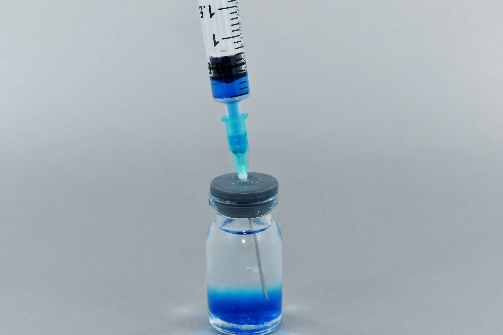Nikon D5500 sample photo. Biochemistry, blue, experiment, liquid photography